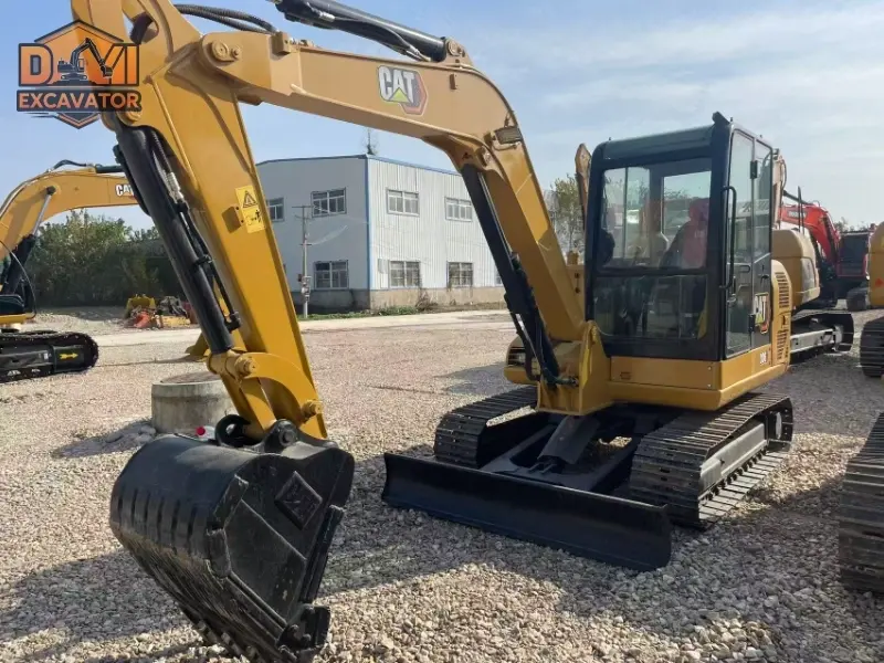 Competitive Price Second Hand Cat 306 Tracked Excavator (1)