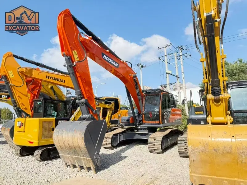 Second Hand Doosan DX300LC-9C Large Excavator Low Price Hot Sale