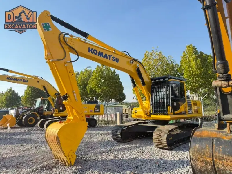 Second Hand Komatsu PC220 Large Excavator Competitive Price