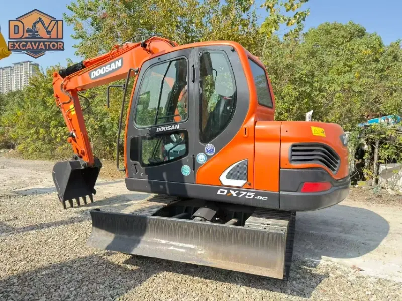Used Doosan DX75-9C Small Excavator Crawler Machine For Sale