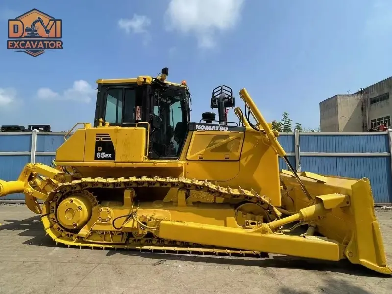 Used Komatsu D65EX Bulldozer Competitive Price Tracked Construction Equipment