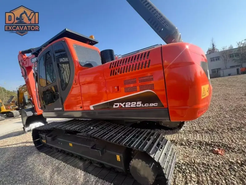 Used Doosan 225LC-9C Excavator Reliable Performance Construction Equipment